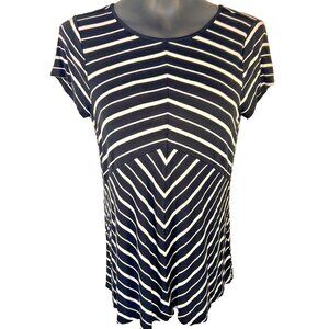 Cable & Gauge - Women's M Tunic Tee Black & White Varying Striped